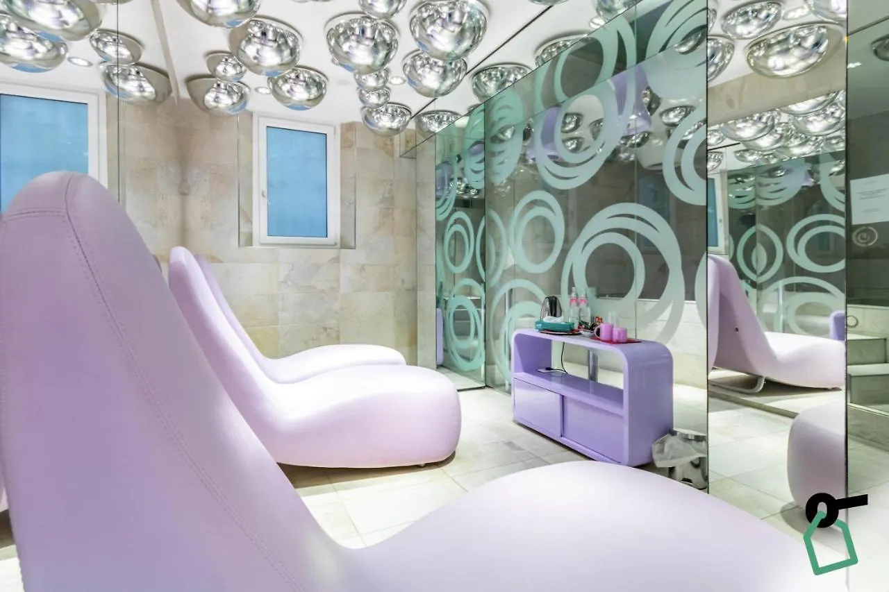 Hotiday Room Collection - Ferrara Hotel
