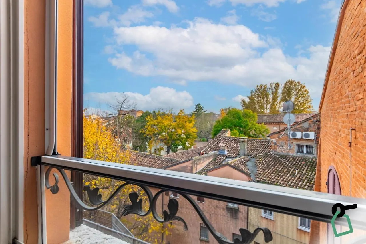 Hotiday Room Collection - Ferrara Hotel