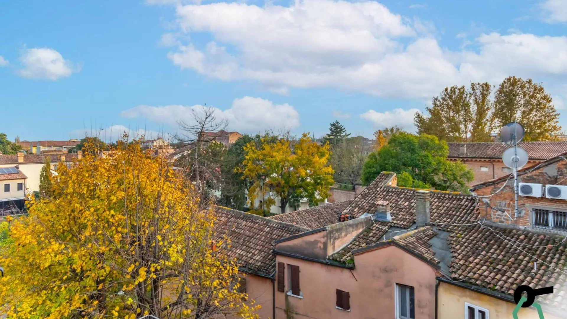 Hotiday Room Collection - Ferrara 5*,  Italia